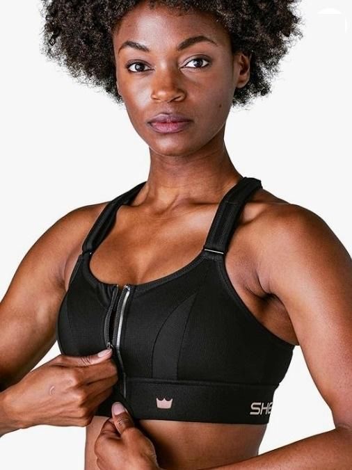 High impact sports bra women in black with front zipper and adjustable straps for maximum support